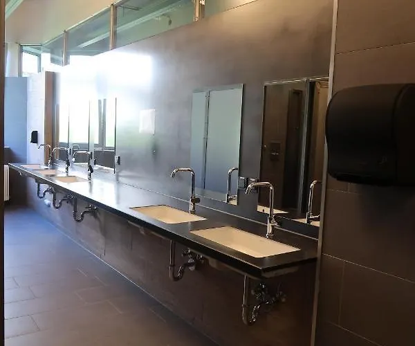 Daheim Triberg Hostel *