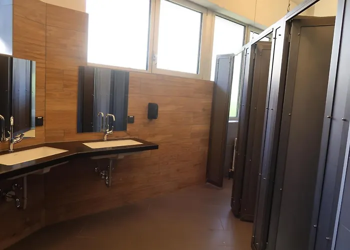 Daheim Triberg Hostel *